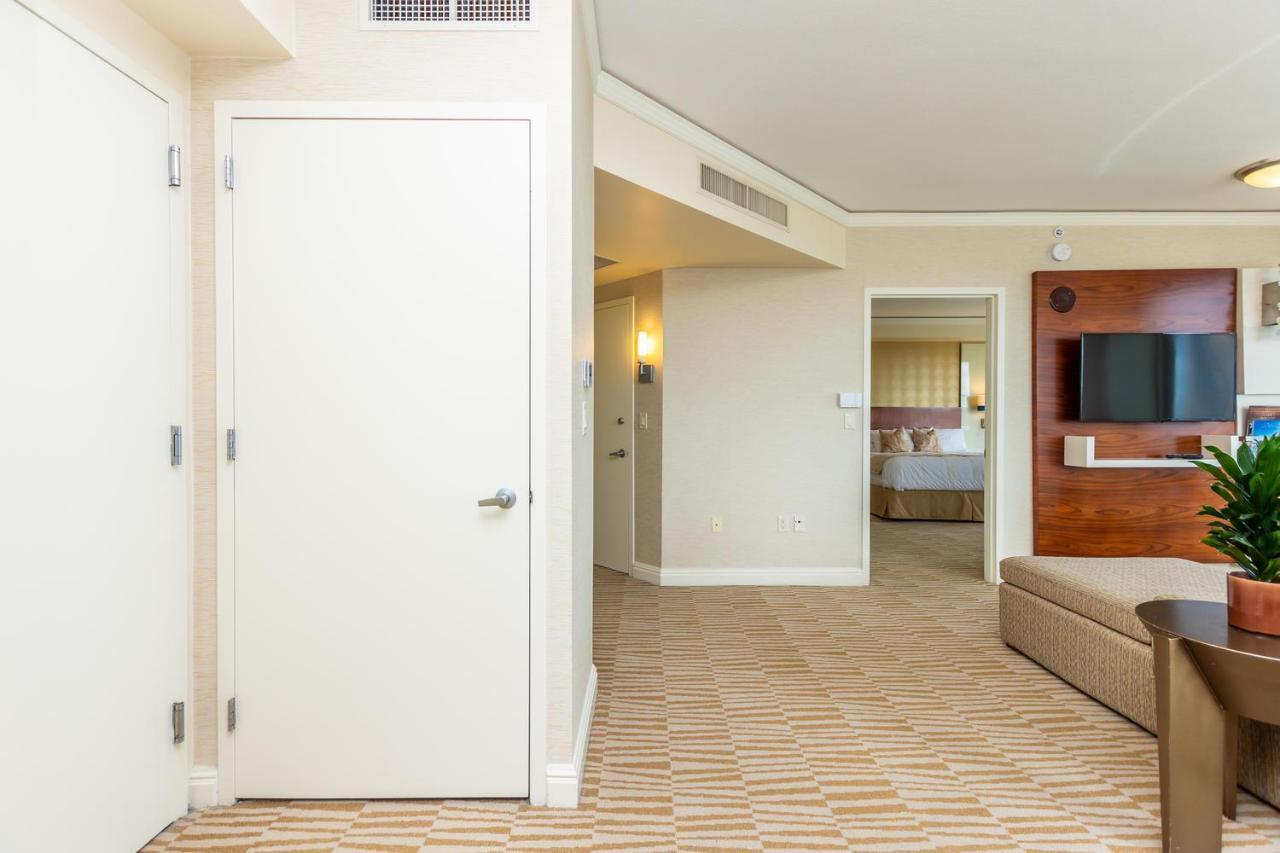 Hotel International Beach Tump Resort Ocean View 1100 Sf 1 Bed 1Bth Privately Owned Sunny Isles Майами-Бич Экстерьер фото